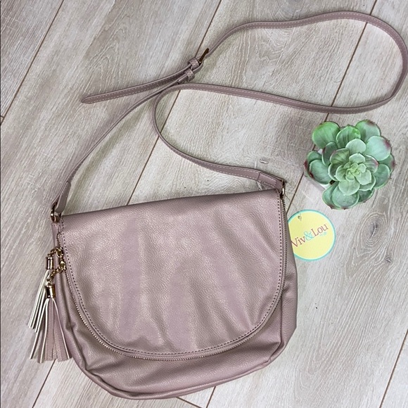 Handbags - NWT Mauve Boho Crossbody Bag